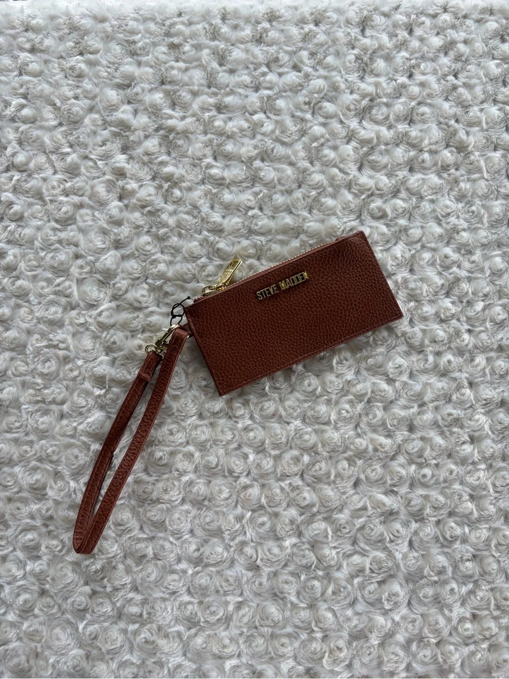 New Steve Madden Chestnut Brown Leather Wristlet Card Case with Strap Wallet